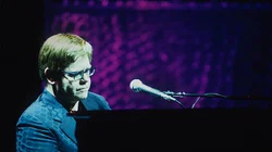 Elton John performing at Sportpaleis Antwerp, November 2000