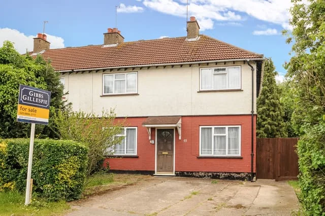 55 Pinner Hill Road Pinner London HA5 England