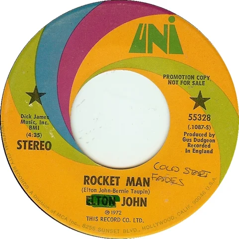 US 45 Rocket Man Suzie (Dramas)