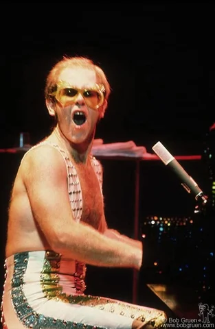Elton John, MSG, NYC. November 28, 1974.