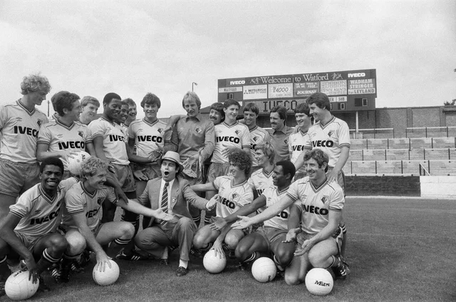 watford fc chairman elton john with watford football team at a photocall 29th august 1982