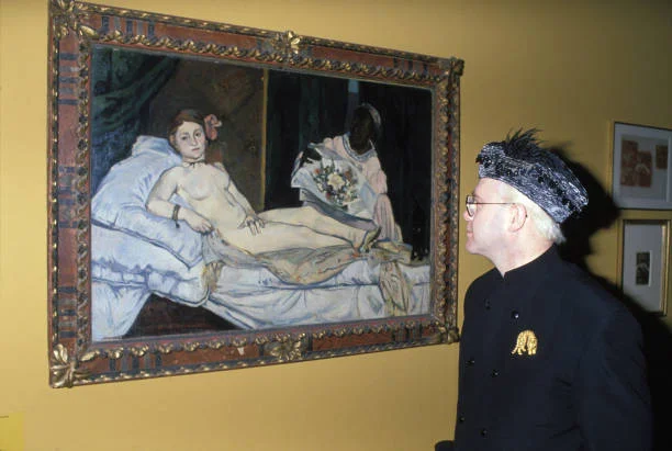 Elton John in Paris in 1989 Elton John at the Gauguin exhibition in Paris on March 22, 1989, France.
