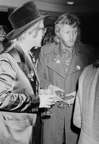 Born To Boogie Premiere