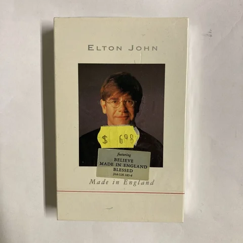 UK CD SINGLE Rocket EJSCD 37  MADE IN ENGLAND CAN YOU FEEL THE LOVE TONIGHT +Your Song +Don't Let The Sun Go Down On Me