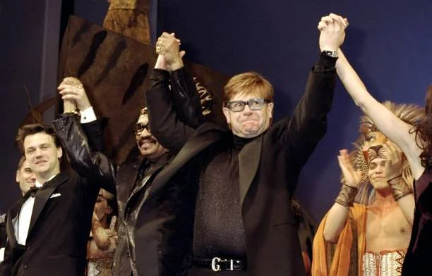 Elton John takes a bow at the finale of the "The Lion King" UNITED STATES - NOVEMBER 13: Elton John takes a bow at the finale of the "The Lion King" at the New Amsterdam theater